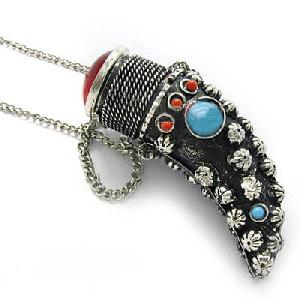 tibet turquoise red coral snuff bottle