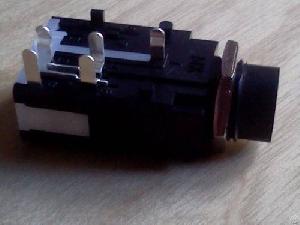 Mono 1 / 4 Inch Jack Socket Switched