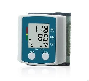 wrist blood pressure monitor u60a