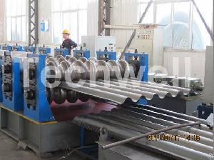 Heavy Duty Corrugated Roll Forming Machine For Steel Silo