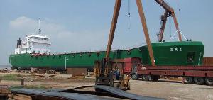 2400cmb split hopper barge