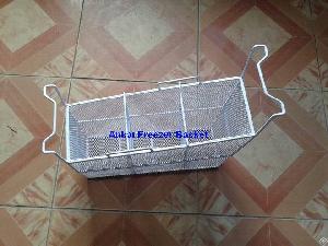 White Plastic Coated Wire Freezer Baskets