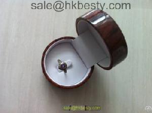 Round High Glossy Jewelry Display Ring Clip Box