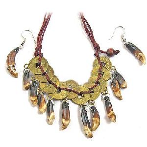 tibet wolf teeth pendant amulet necklace