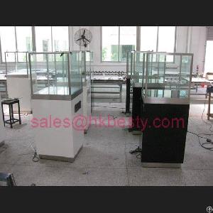 Freestading Showcase For The Shopping Mall And And Elegant Jewelry Store