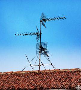 radio antenna mast