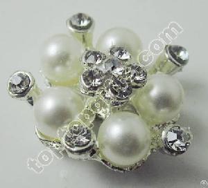 Rhinestone Button With Plastic Pearl To Berlin Fashion Show