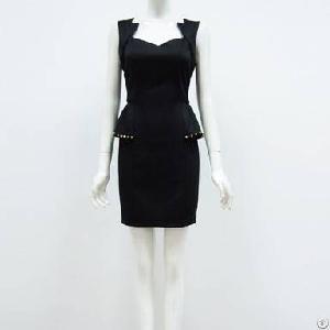 Elegant Pattern Rivet Embellished Mid Length Dresses Black