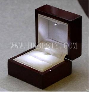 Wooden Led Ring Box For Diamond