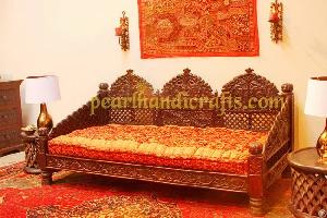 Sheesham Rose Wood Carved Sofa Set With Traditional Look