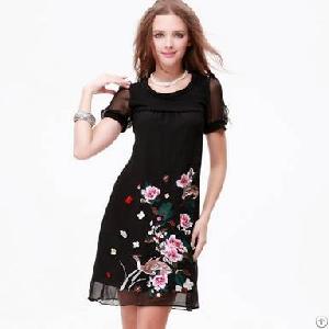 Elegant Embroidery Round Collar Black Dresses