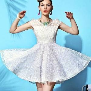 Elegant Lace Embroidery Junior White Dresses