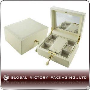 Antique Jewelry Boxes