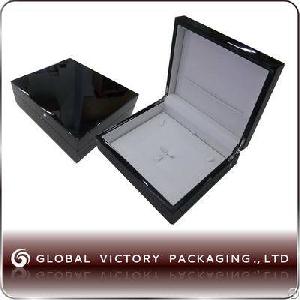 Black High Glossy Lacquer Box For Necklace