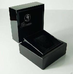 glossy lacquer wooden watch box