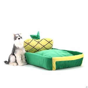 Pineapple Dog Pat Square Dog Bed