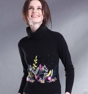 Lady Manual Embroidery Turtle Neck Cashmere Sweater In China Factory