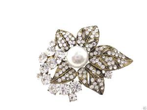 Brooch, Bh0011