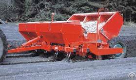 4 row trailed planter
