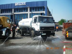 water tank truck