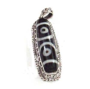 tibetan sterling silver dzi heaven bead pendant