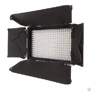 New 312a Led Dimmable Camera Video Light Panel With Barndoors And Lcd Screen Display