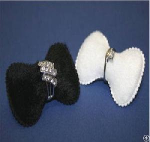 velvet bow ring display