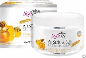 Herbal Skin Care Cream With Royal Jelly And Honey 50 Ml