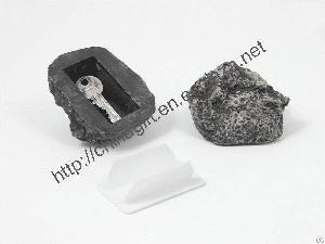 rock safe key hide