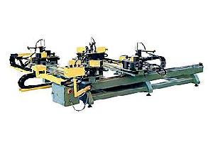 four head corner crimping machine