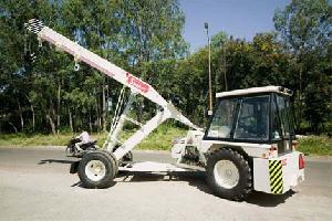 rough terrain cranes pick carry truck mounted