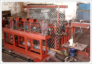 chain link fence machine