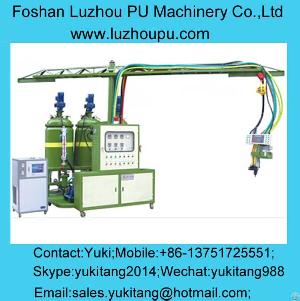 pressure foaming machine