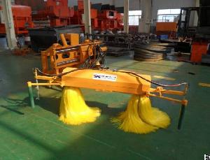 guard rail cleaning machine