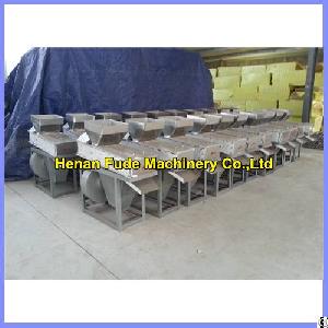 Dry Type Peanut Peeling Machine