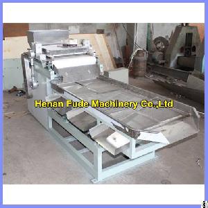 Peanut Particles Chopping Machine, Cashew Nut Cutting Machine