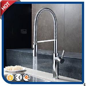 pull spray head kitchen faucet