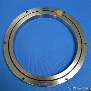 crb30025uu crossed roller bearing