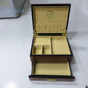 Wooden Portable Classic Lockabel Jewelry Box