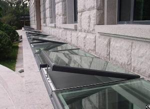 electronic control skylights