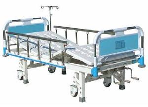 manual rocker nursing bed plastic steel head legs integrated truckles