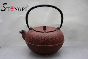 Cast Iron Tea Pot With Leaf Design