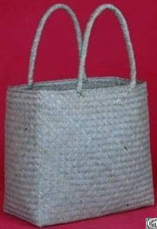 Selling Straw Bag