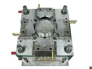 China Plastic Injection Mould