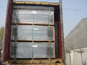 welded wire fence