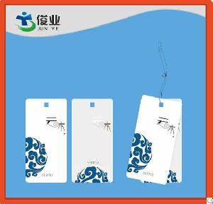 China Supplier Fancy Garment Hangtag Apparel Hangtag