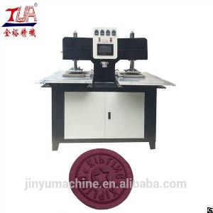 Jinyu Silicone Garment Logo Embossed Machine / Silicone Trademark Moulding Machine