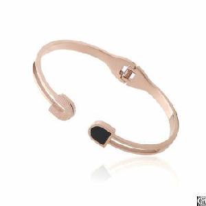 rose gold oval shaped stainless steel hollow bangle enamel connector