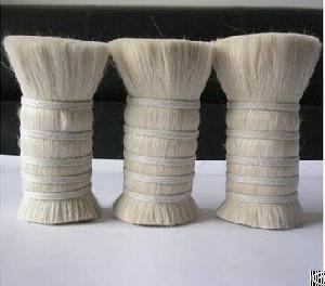 goat hair cosmetic brush