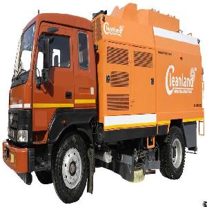 Model Vs Shakti 6000 Truck Mounted Sweeping Machine